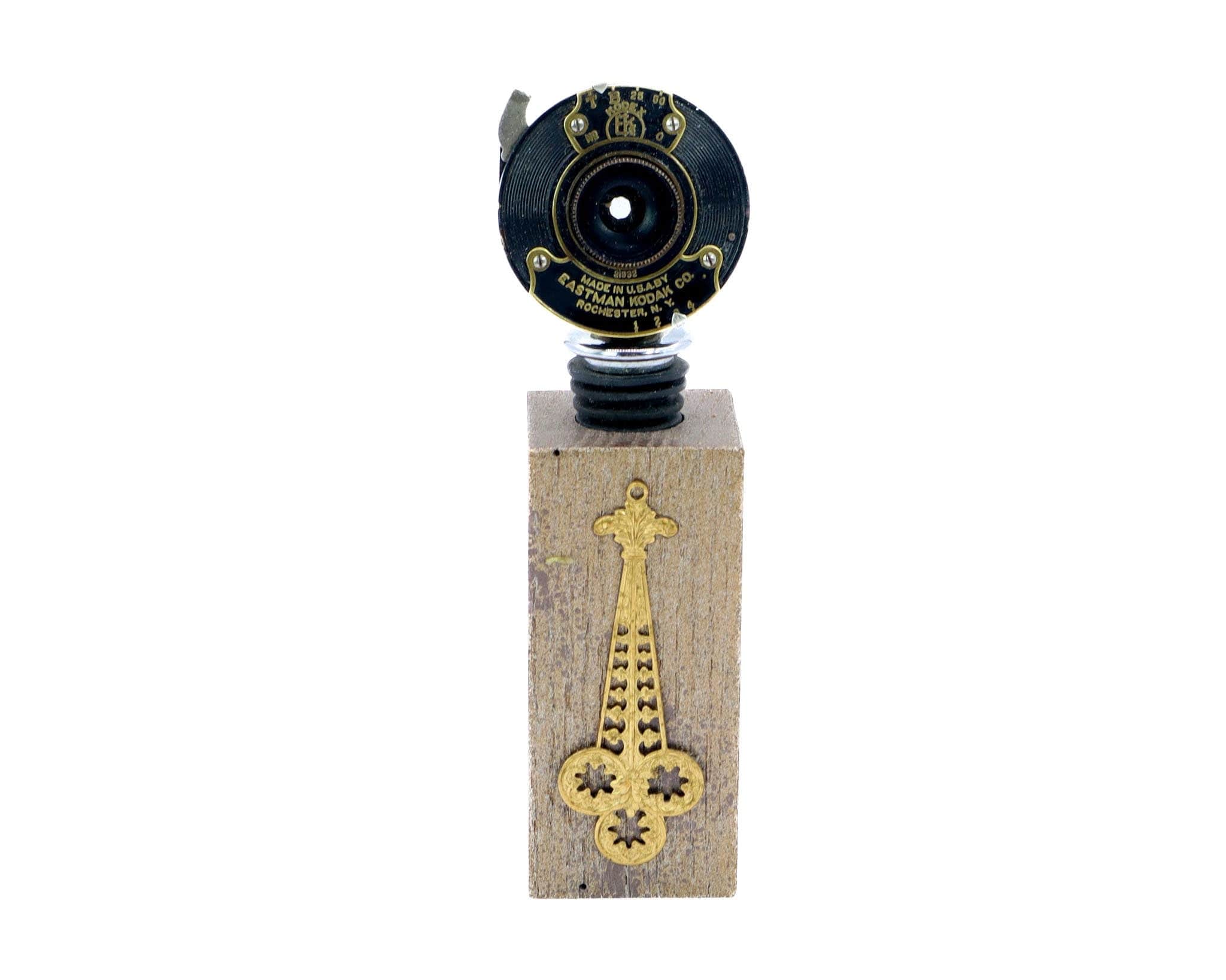 Steampunk Vintage Kodak Folding Camera Lens Wine Bottle Stopper with Stand