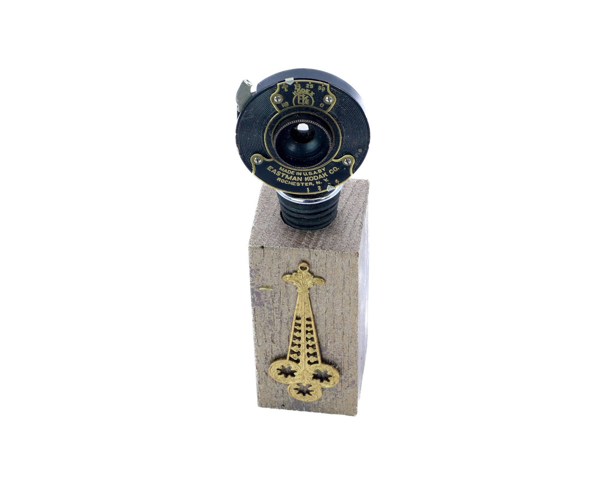 Steampunk Vintage Kodak Folding Camera Lens Wine Bottle Stopper with Stand