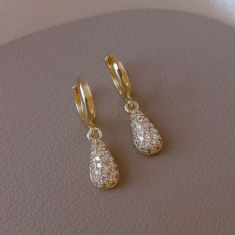 Korea Design Exquisite Copper Zircon Water Drop Pendant Earrings for Women