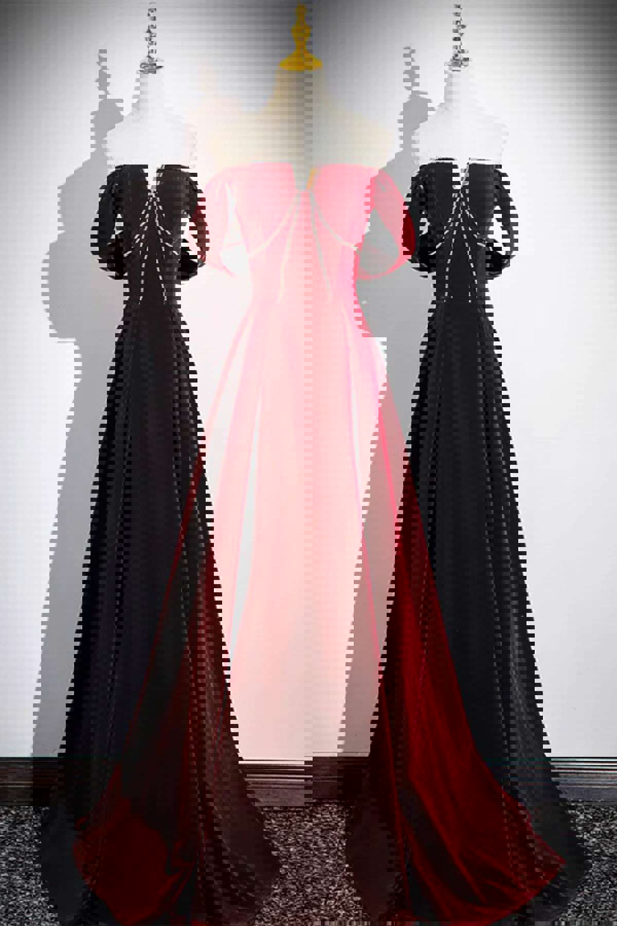 Off the Shoulder Burgundy Velvet Long Prom Dresses for Evening Events