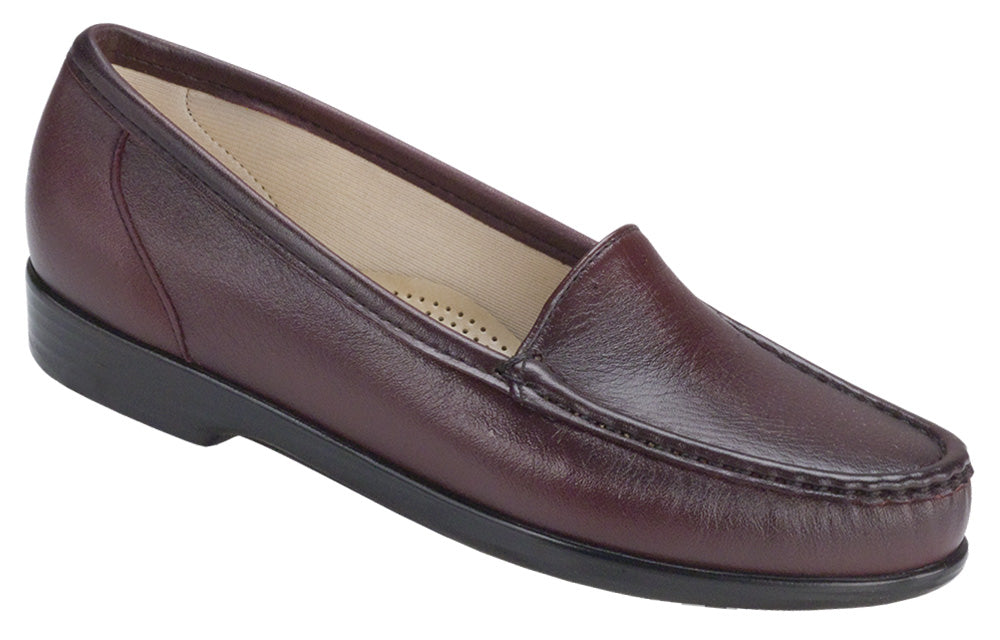 Women's Simplify - Antique Wine Moccasin Loafer
