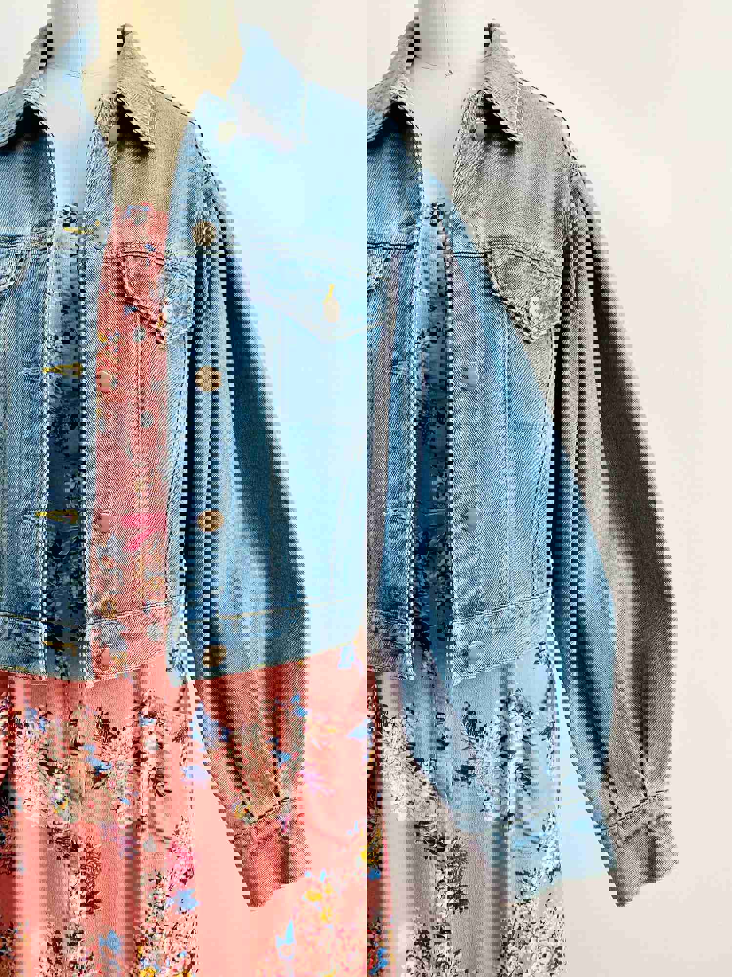 Vintage Denim Cropped Jacket with Balloon Sleeves
