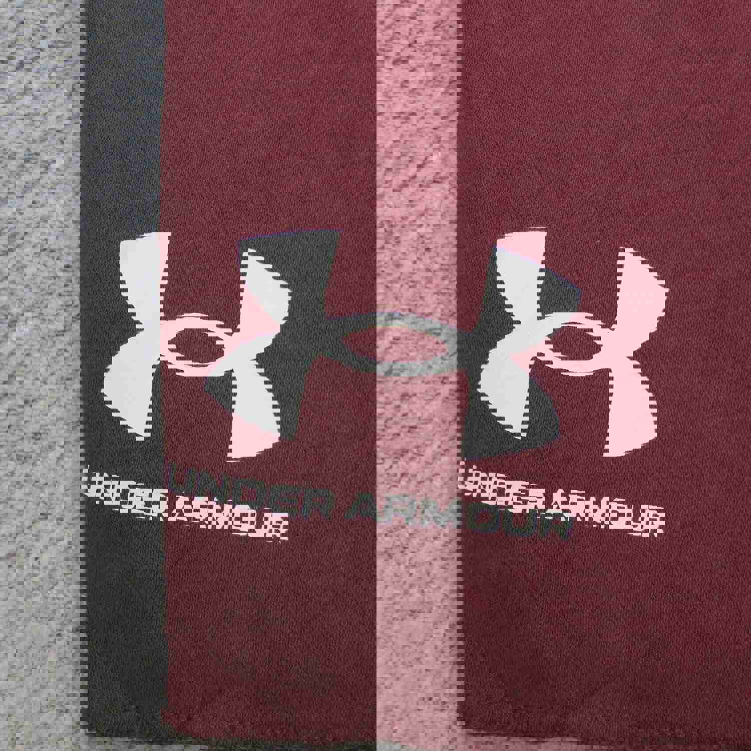 Under Armour Men's X Large Red Athletic Shorts with Elastic Waist