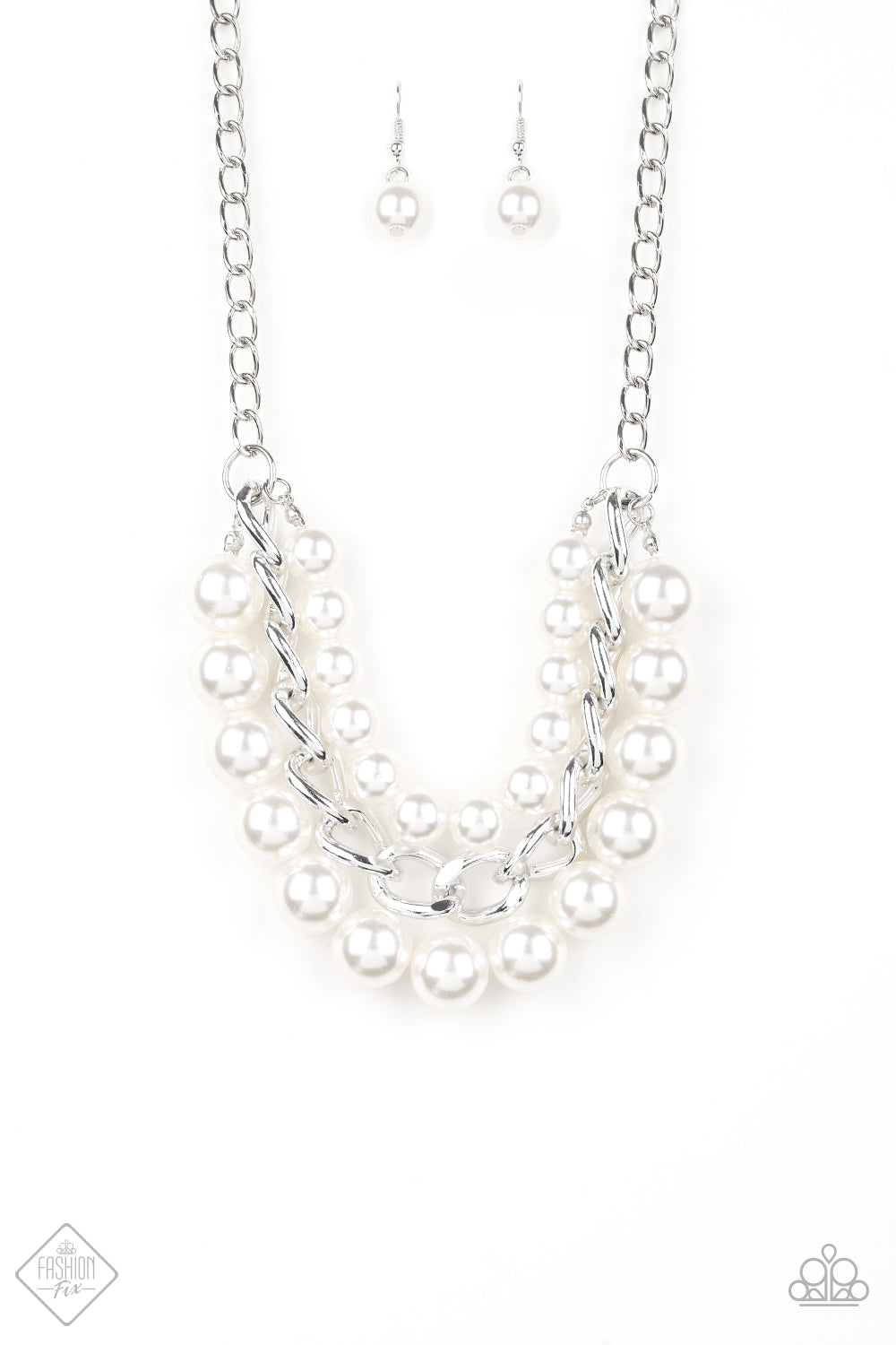 Paparazzi Empire State Empress White - Necklace & Earrings Set