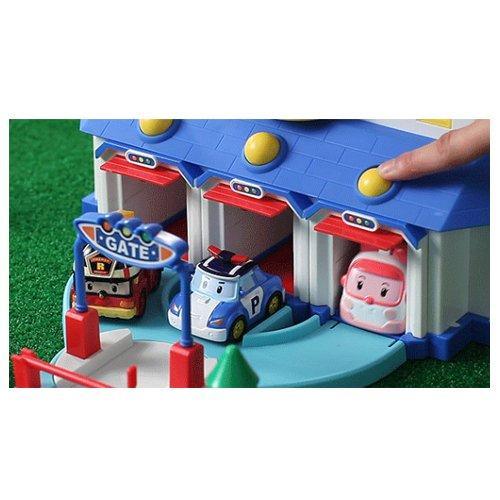 Academy Robocar Poli Headquarters Rescue Center Play Set with Diecast Figures (Poli, Roi, Amber)