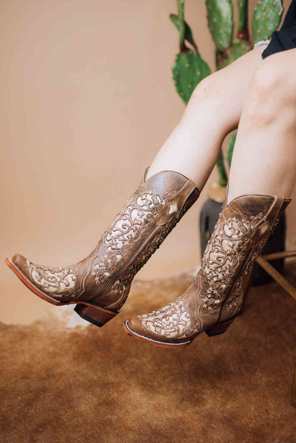 The Flora Retro Cowgirl Boot