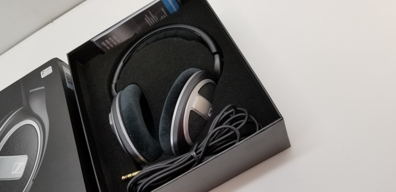 Sennheiser HD 559 Open Back Around-Ear Headphones - Premium Sound Quality