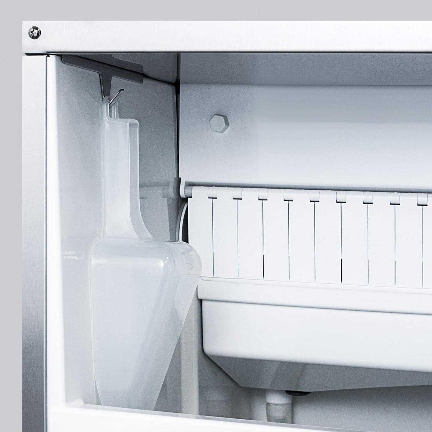 Summit Commercial 62 Lb. 15-Inch Outdoor Rated Clear Ice Maker With Drain Pump