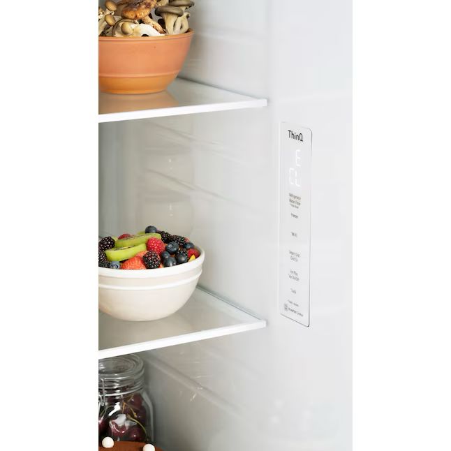 LG 27.6-cu ft Side-by-Side Refrigerator with Ice Maker and Water Dispenser (Printproof Stainless Steel)