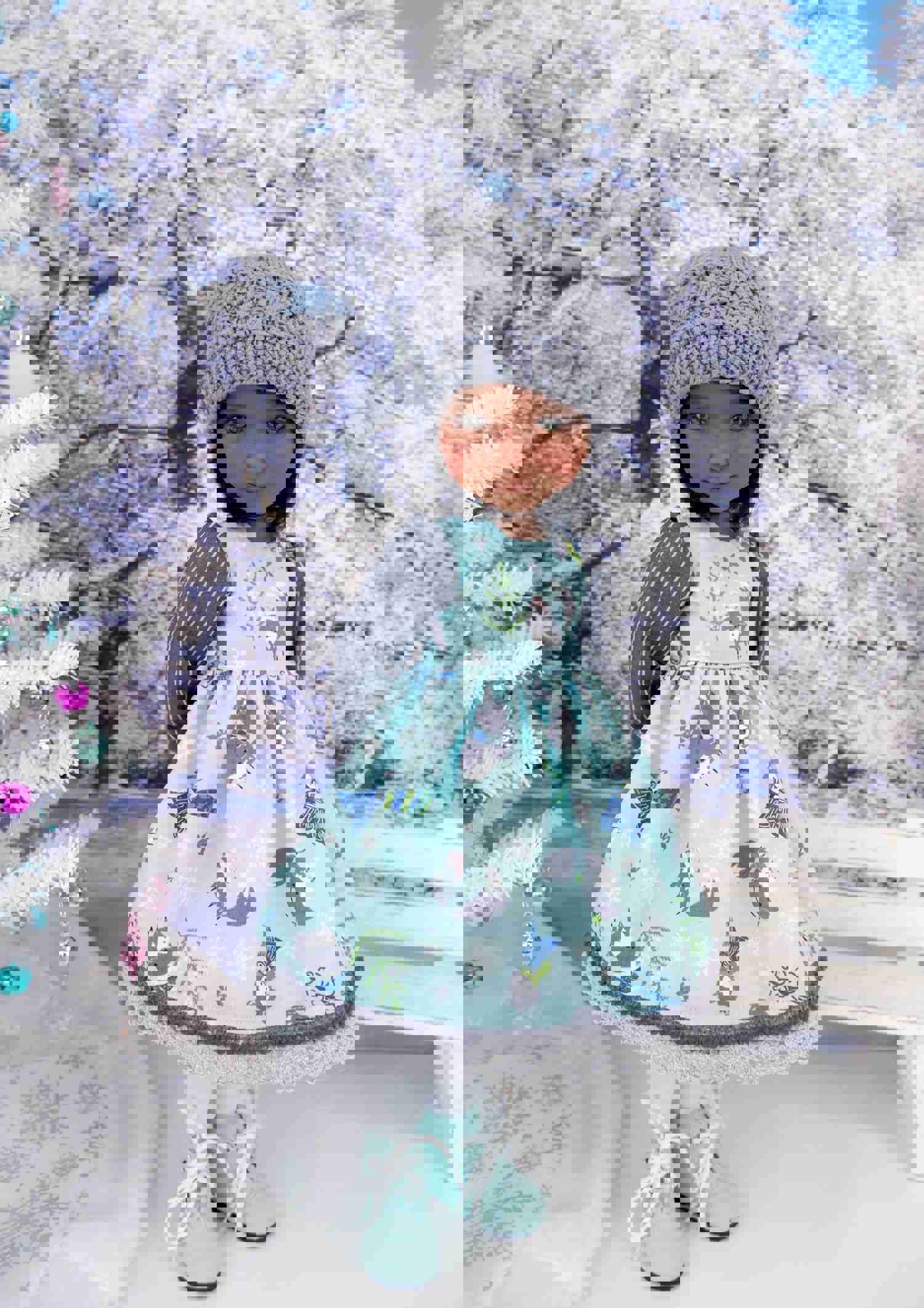 Winter Fox - Dress Ensemble with Boots for Ruby Red Fashion Friends Doll