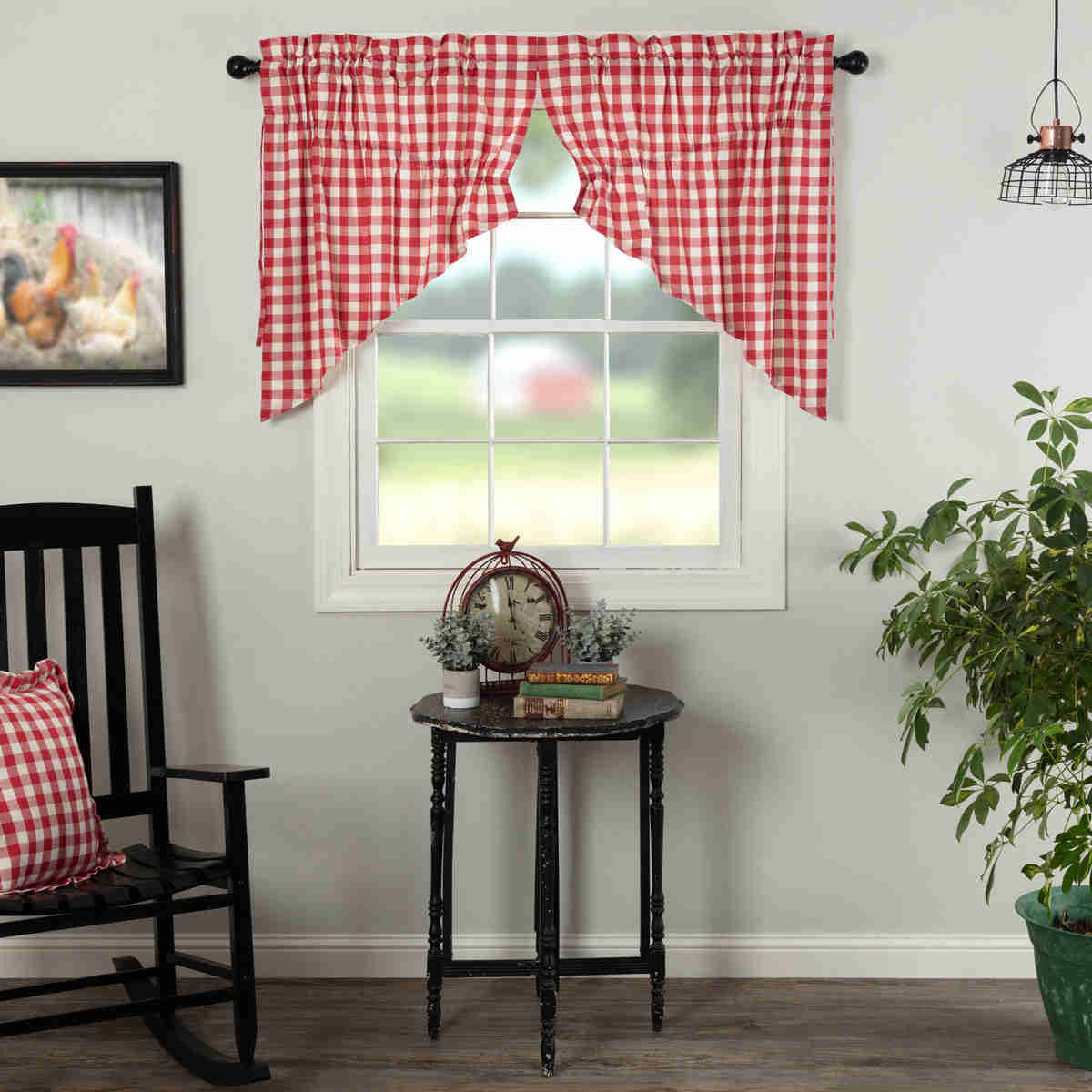 Annie Buffalo Red Check Prairie Swag Set of 2 (36x36x18)