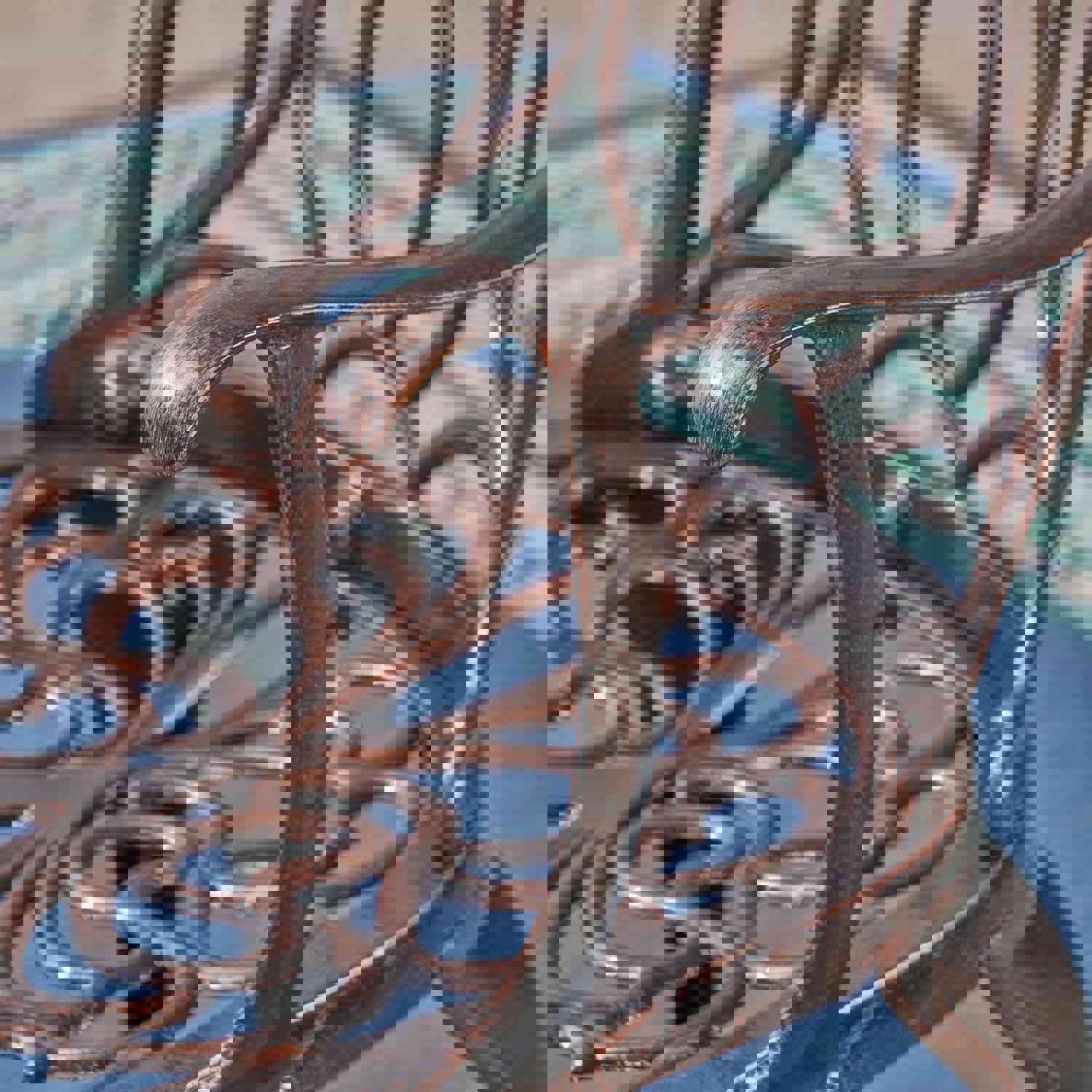 Barbara Outdoor 6-Seater Cast Aluminum Rectangular Dining Set in Shiny Copper