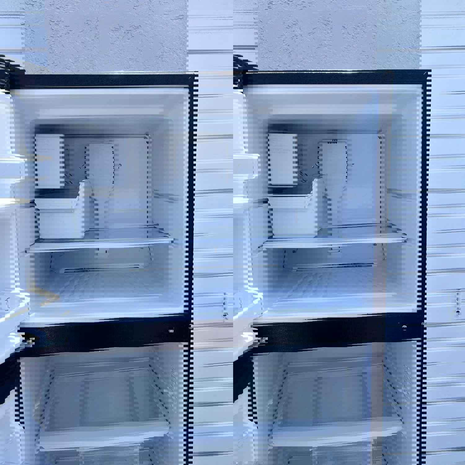 Whirlpool Stainless Steel Refrigerator with Ice Maker