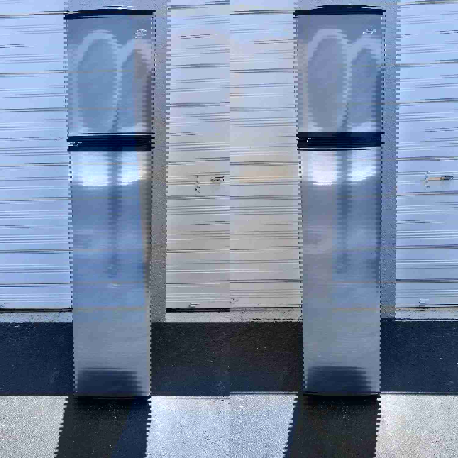 Whirlpool Stainless Steel Refrigerator with Ice Maker