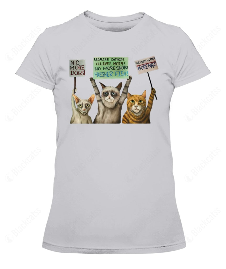 Cats On Strike Graphic Apparel - Unisex Classic Fit T-Shirt