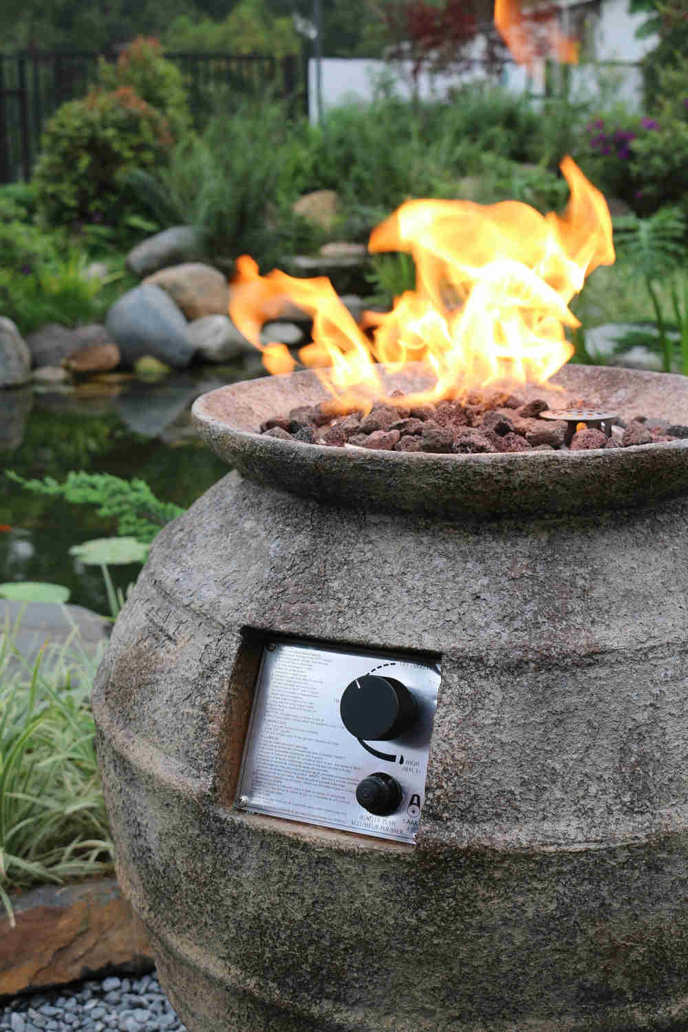 Pompeii Outdoor Tube Fire Pit Table - Liquid Propane