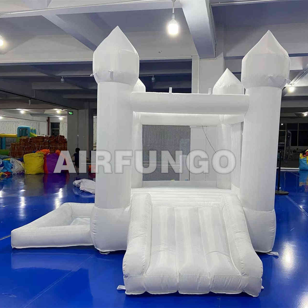 Used Soft Play Inflatable White Bounce House With Slide and Ball Pit