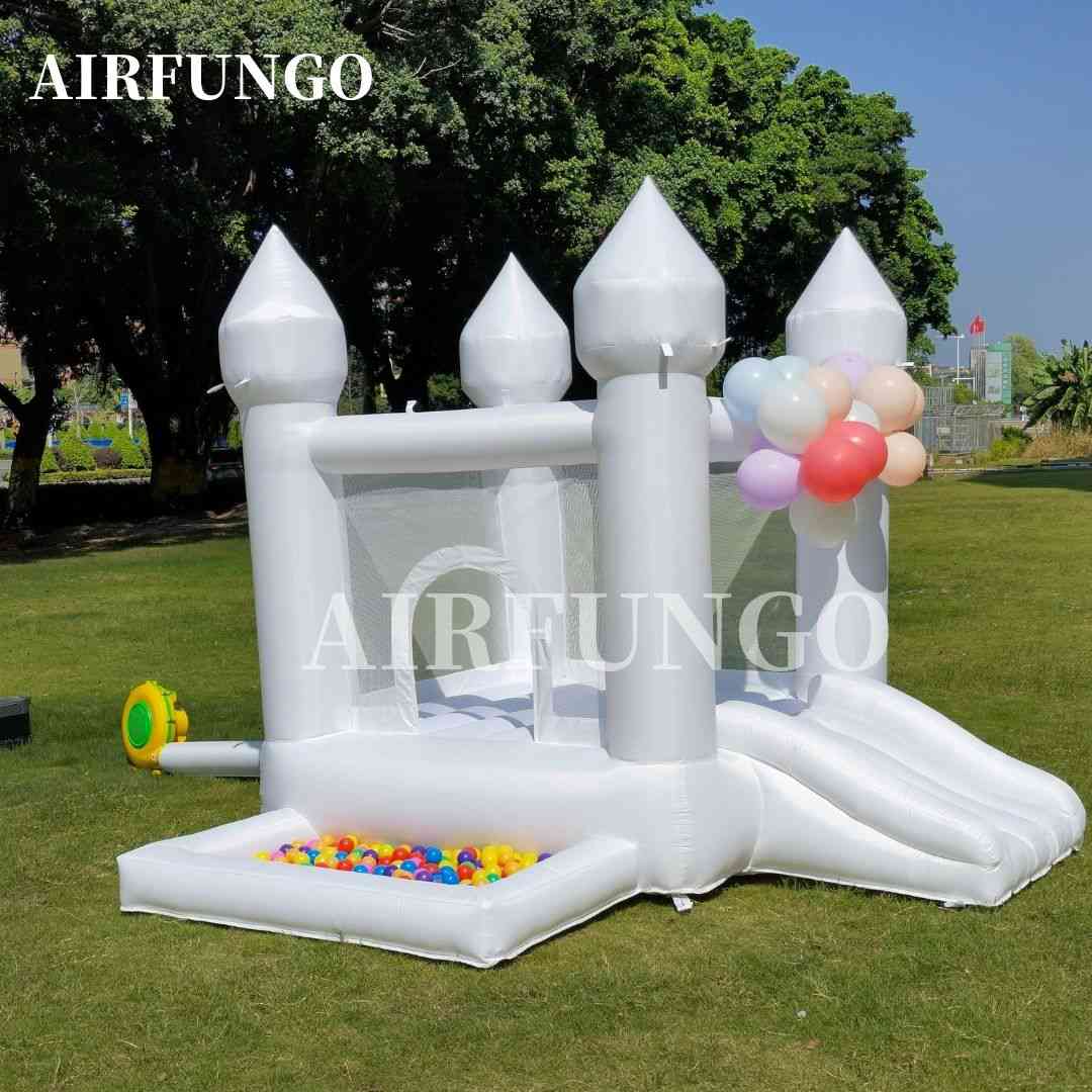 Used Soft Play Inflatable White Bounce House With Slide and Ball Pit