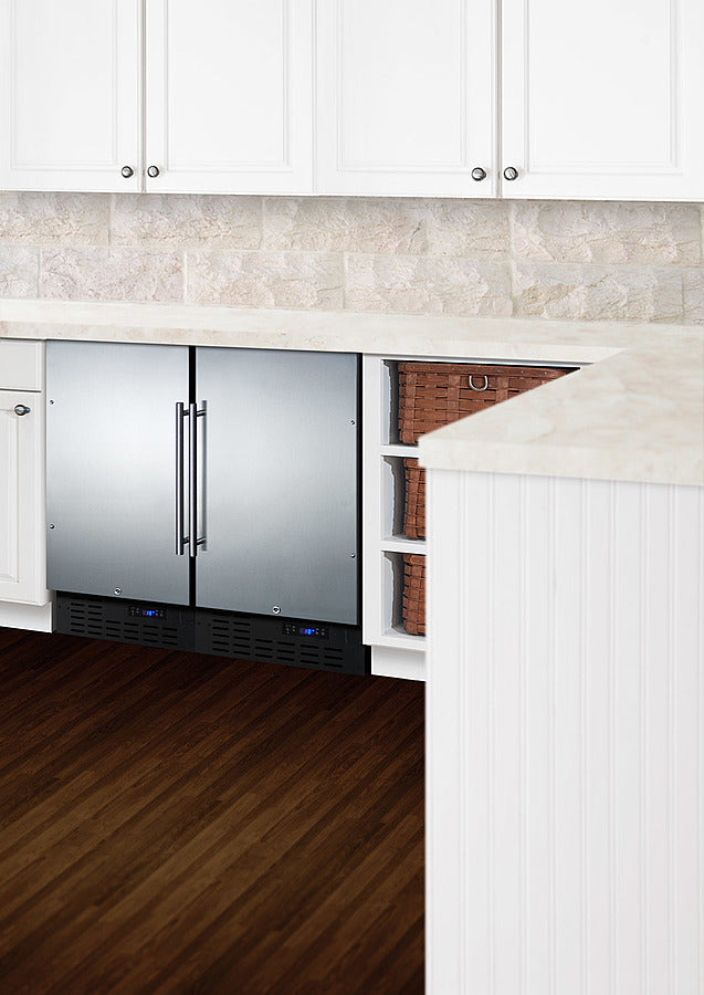 Summit - 18 Drain-Free Ice Maker, 8 lb. Capacity (BIM18SS)