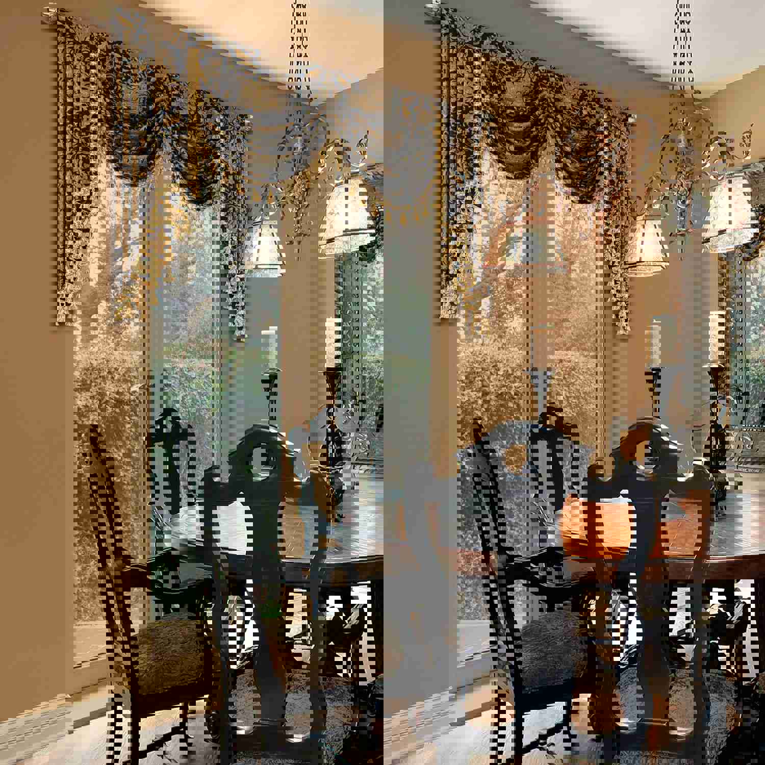 Black Florence Swag Valance with Classic Damask Pattern