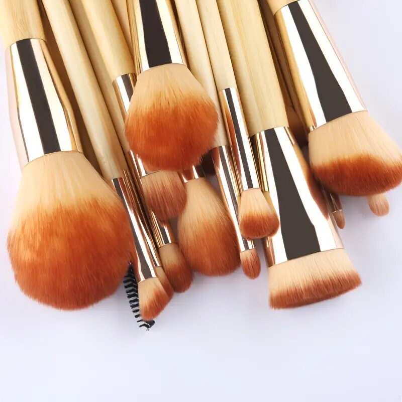 18pcs Beauty Professional Makeup Brushes Set - Foundation, Powder, Blending, Concealer, Eye Shadows & Blush