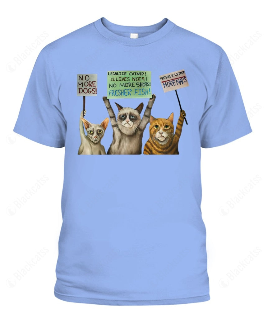 Cats On Strike Graphic Apparel - Unisex Classic Fit T-Shirt