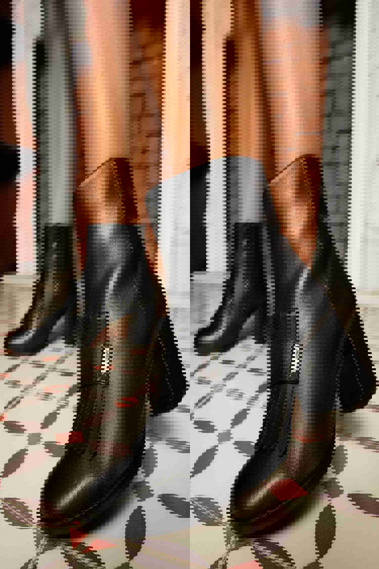 Luksor Black Leather Block Heel Women Boot