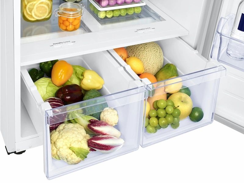 New Samsung 21.1 cu. ft. Top Freezer Refrigerator with FlexZone Freezer, White, Energy Star, Ice Maker (RT21M6215WW)