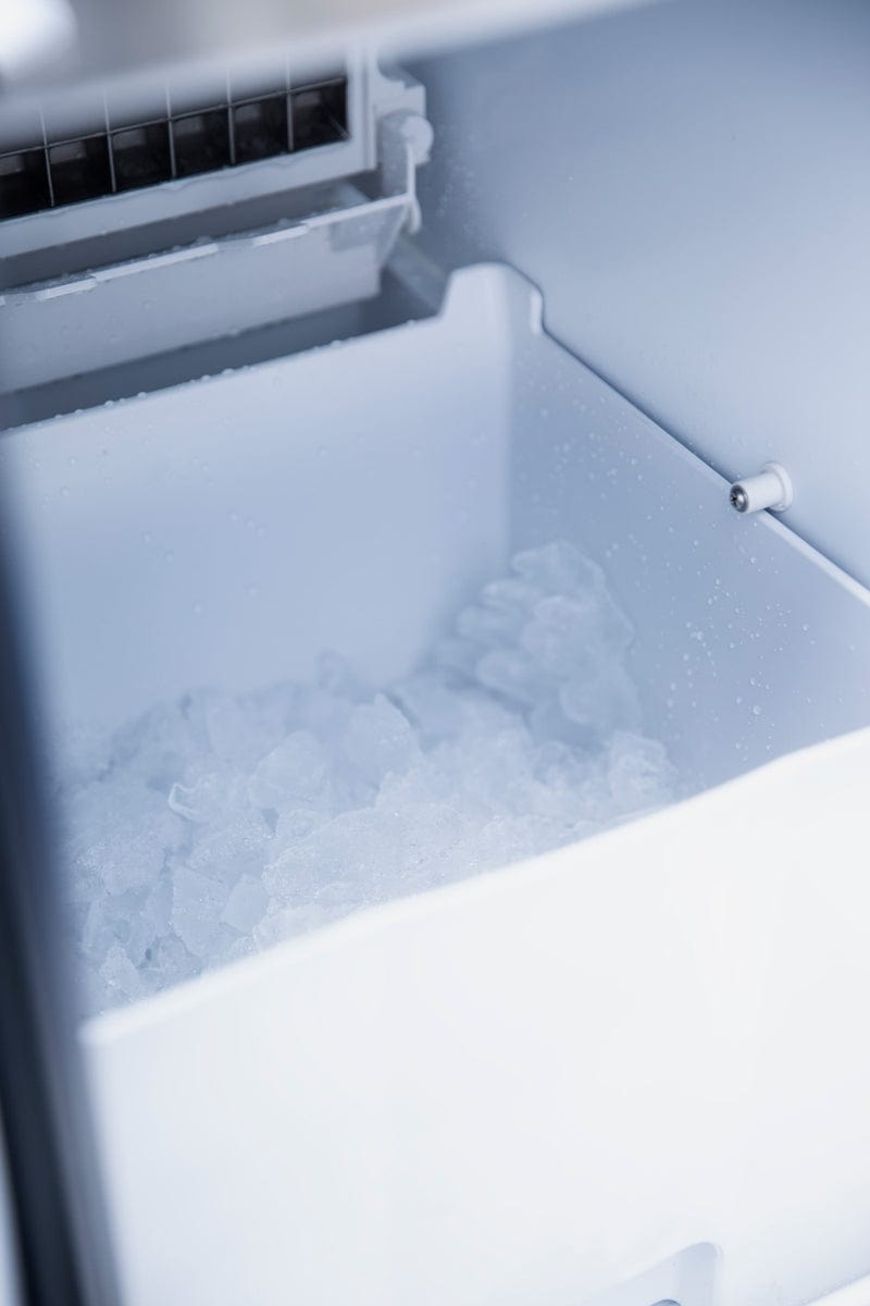 Summerset Built-in Kitchen Island 15 Ice Maker - 304 Stainless Steel