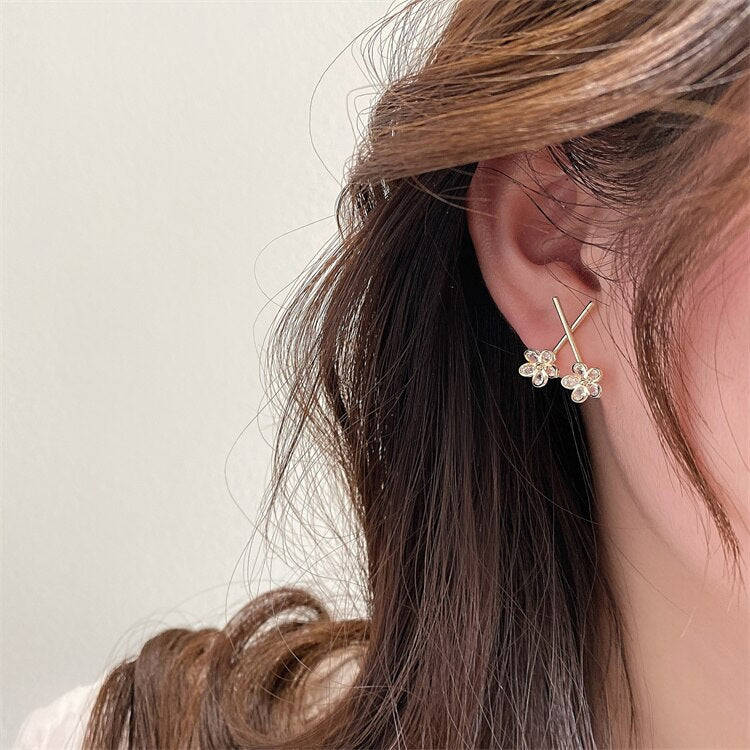 Korea Design Jewelry Simple Cross Double Flower Earrings for Women