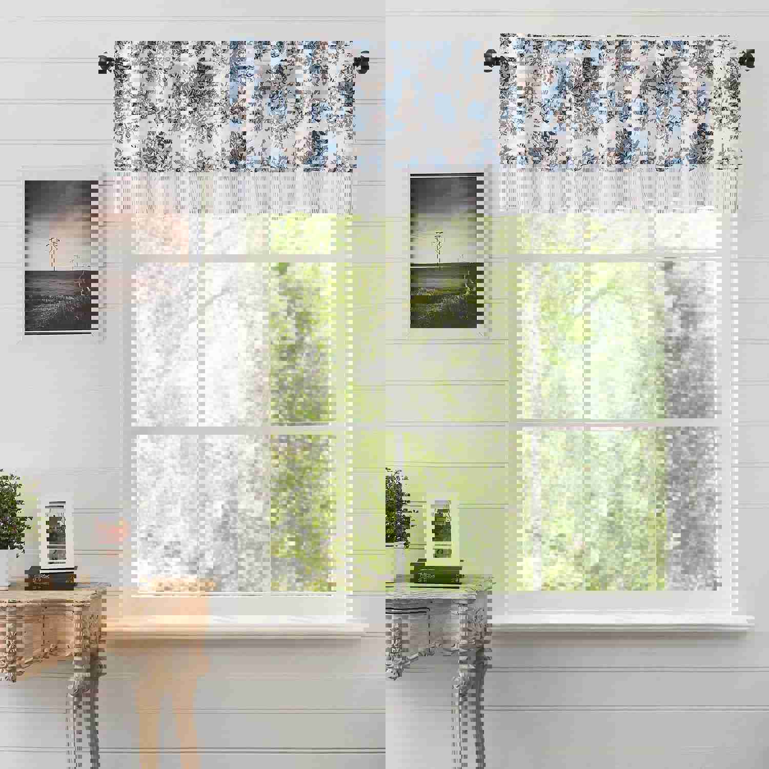 Annie Blue Floral Ruffled Lined Valance 60