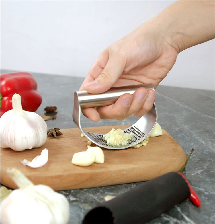 Stainless Steel Garlic Press Rocker - Eco-Friendly Kitchen Gadget