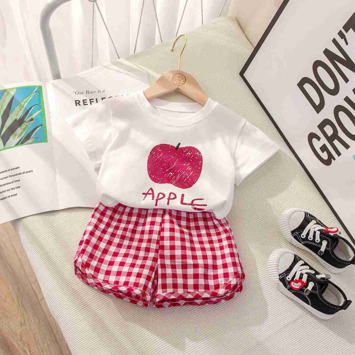 Baby Girl Fruit Print Top with Plaid Shorts Clothing Set