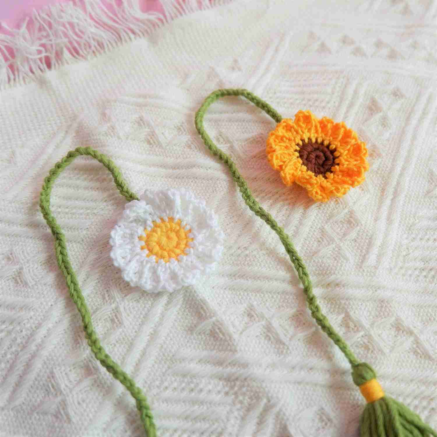 2Pcs Car Mirror Accessories with Tassel