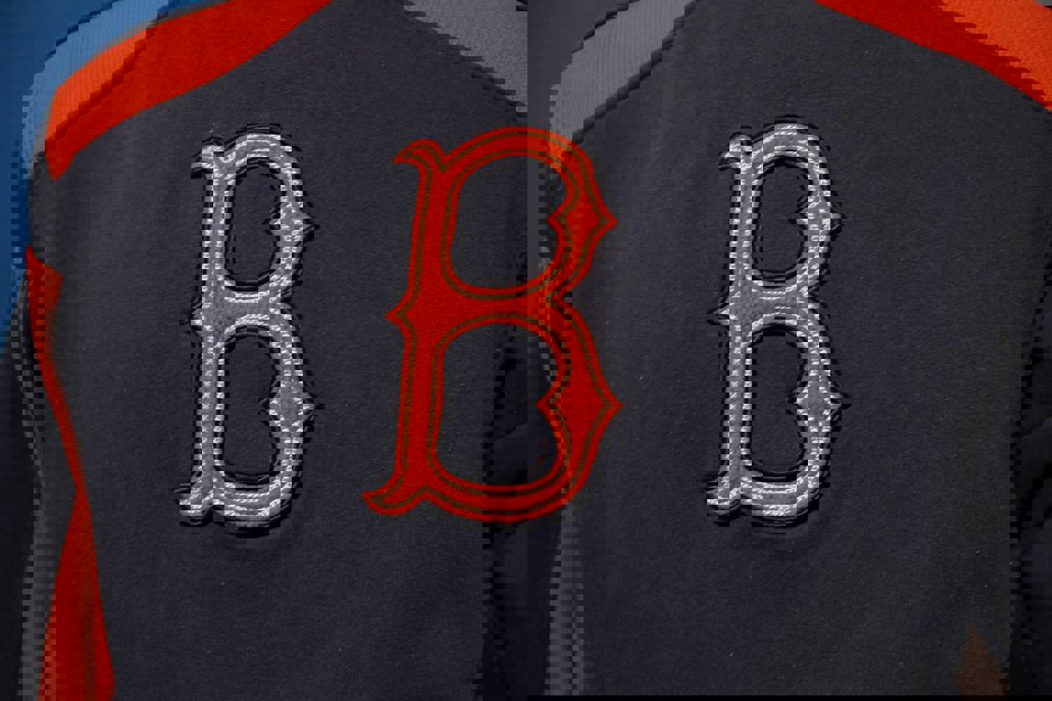 Boston Red Sox Vintage Majestic Logo Hoodie MLB Baseball Sweatshirt