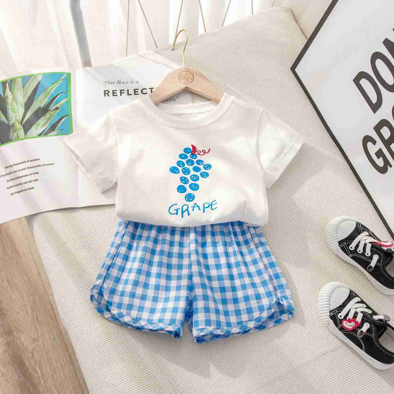 Baby Girl Fruit Print Top with Plaid Shorts Clothing Set