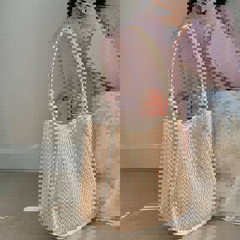 Lkblock 2022 Fashion Hand-held Straw Woven Bag for Women - Large-capacity Tote & Shoulder Bag