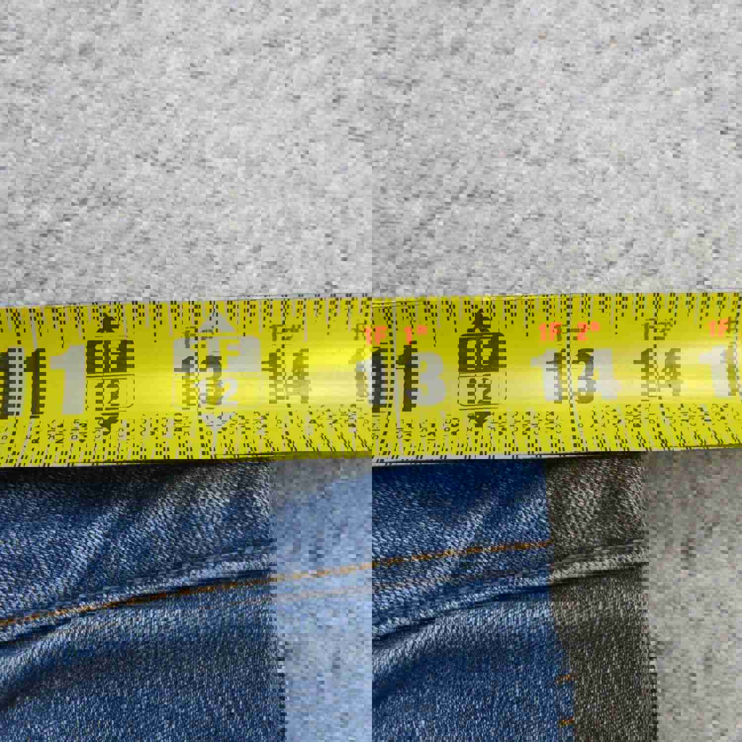 American Eagle Women's Slim Straight Blue Jeans Size 6
