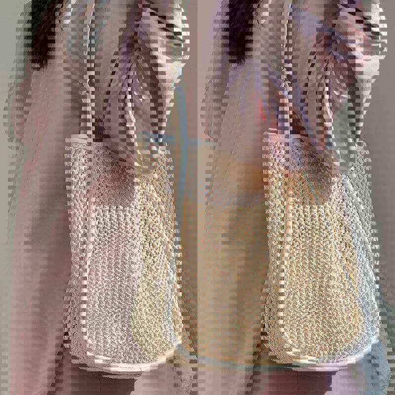 Lkblock 2022 Fashion Hand-held Straw Woven Bag for Women - Large-capacity Tote & Shoulder Bag