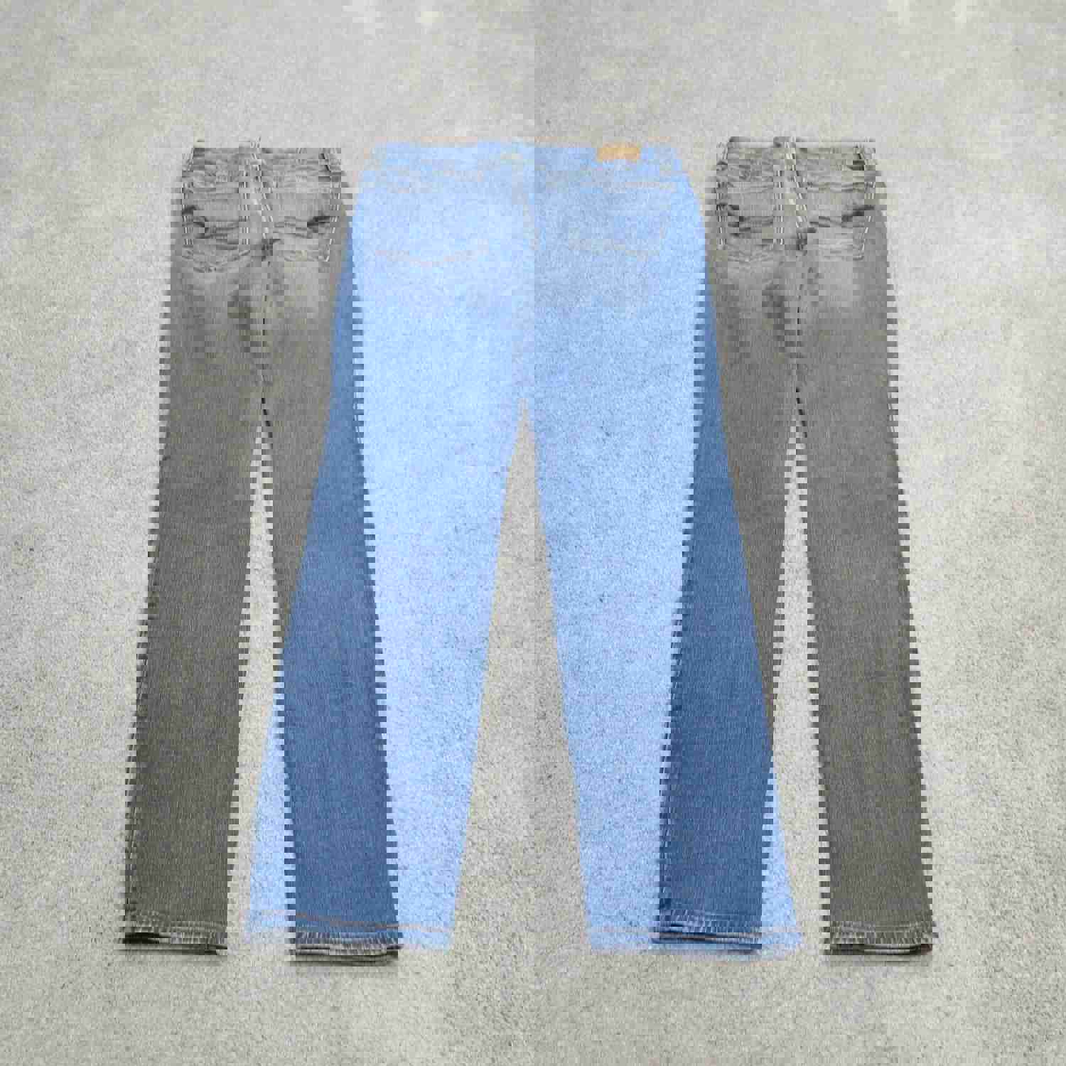 American Eagle Women's Slim Straight Blue Jeans Size 6