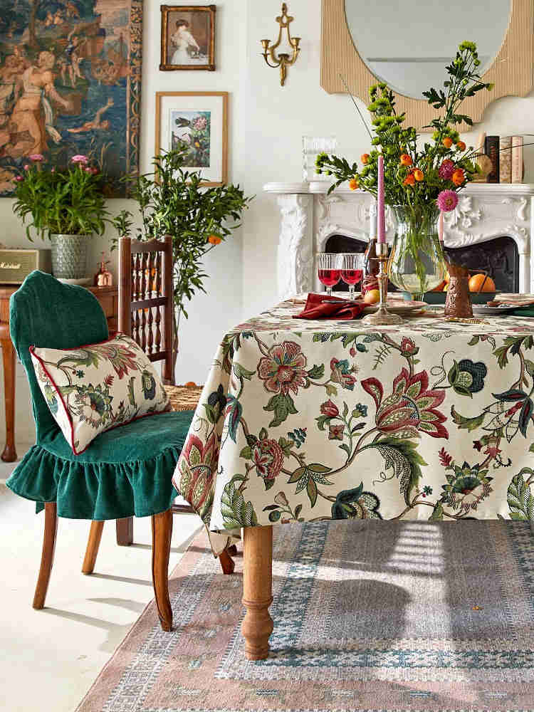 Rustic Garden Floral Tablecloth for Round and Rectangular Tables