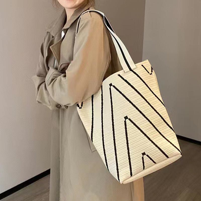Women Knitted Handbag - Large Capacity Simple Shoulder Bag