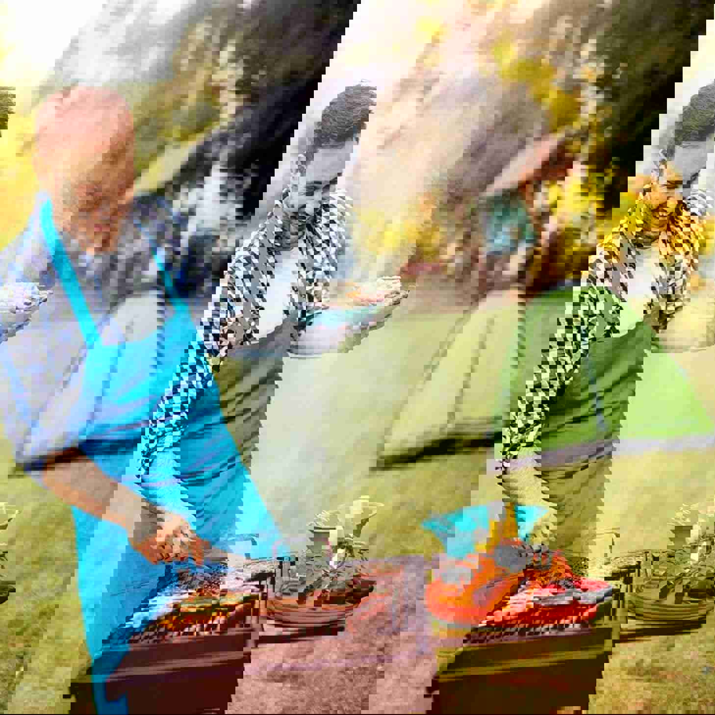 11 Piece Camp Kitchen Cooking Utensil Set - Compact Travel Organizer for BBQ, Camping, Hiking