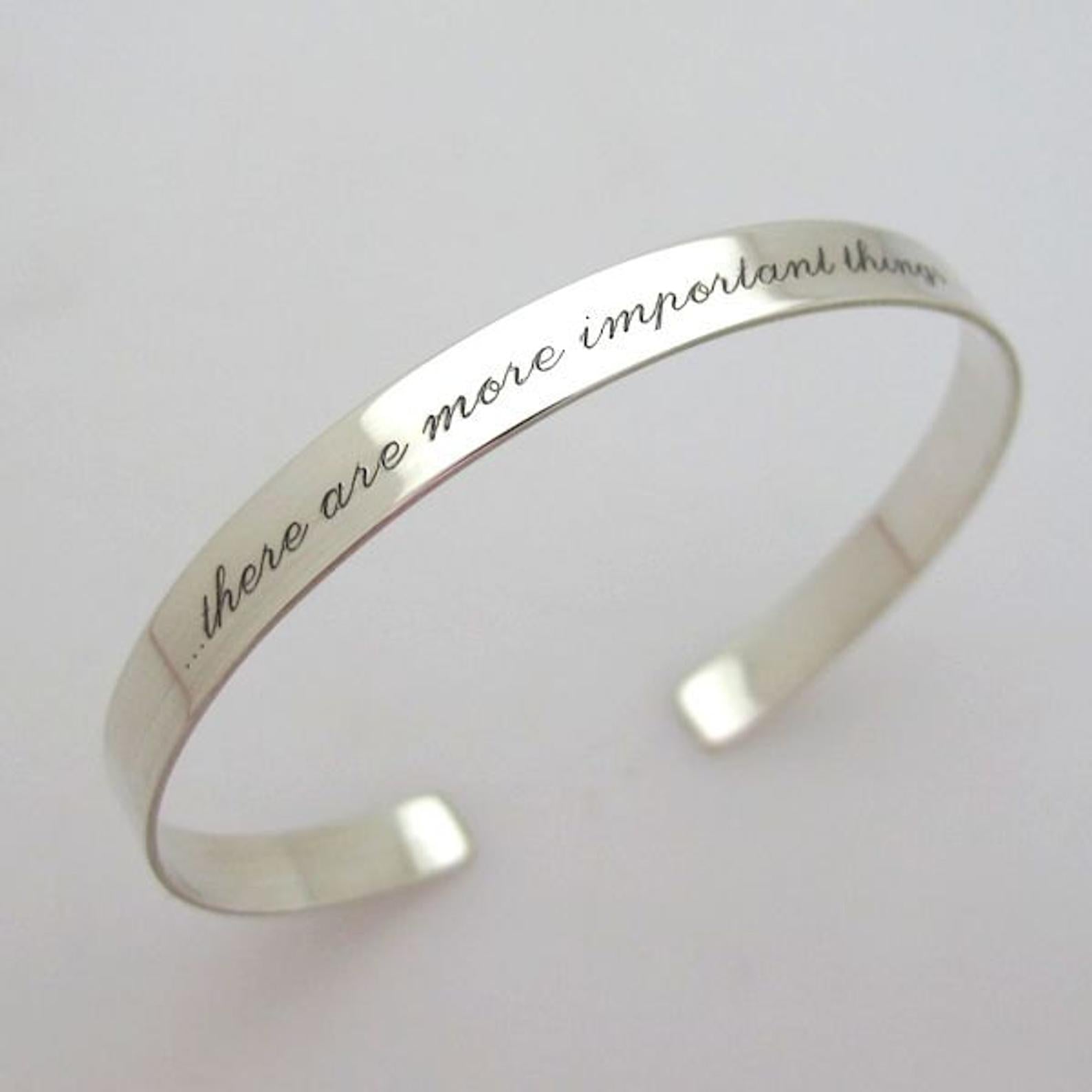 Je Taime Love Bracelet - Personalized Sterling Silver Engraved Gift