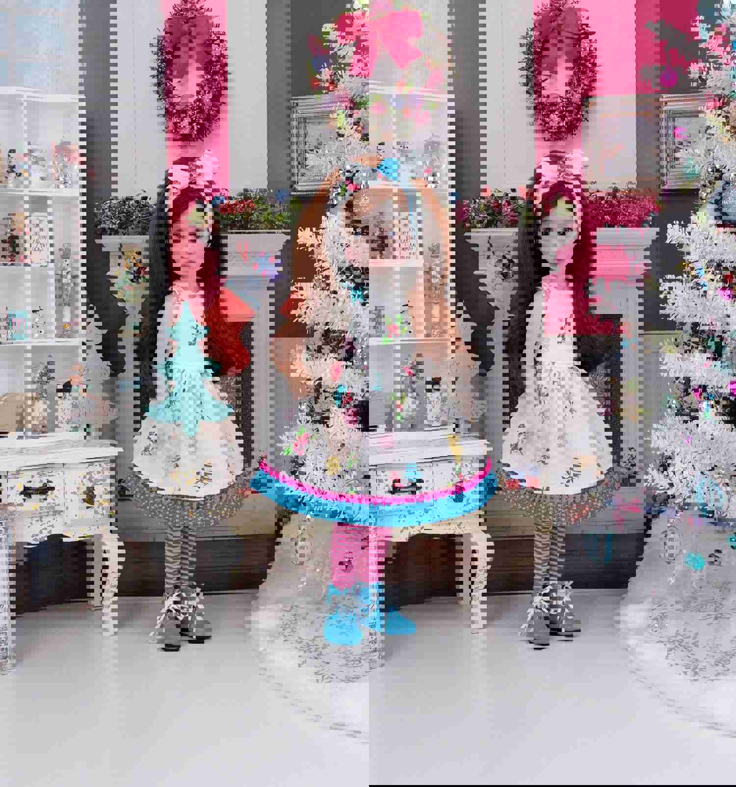 Candy & Holly - Sleeveless Dress with Boots for Ruby Red Fashion Friends Doll