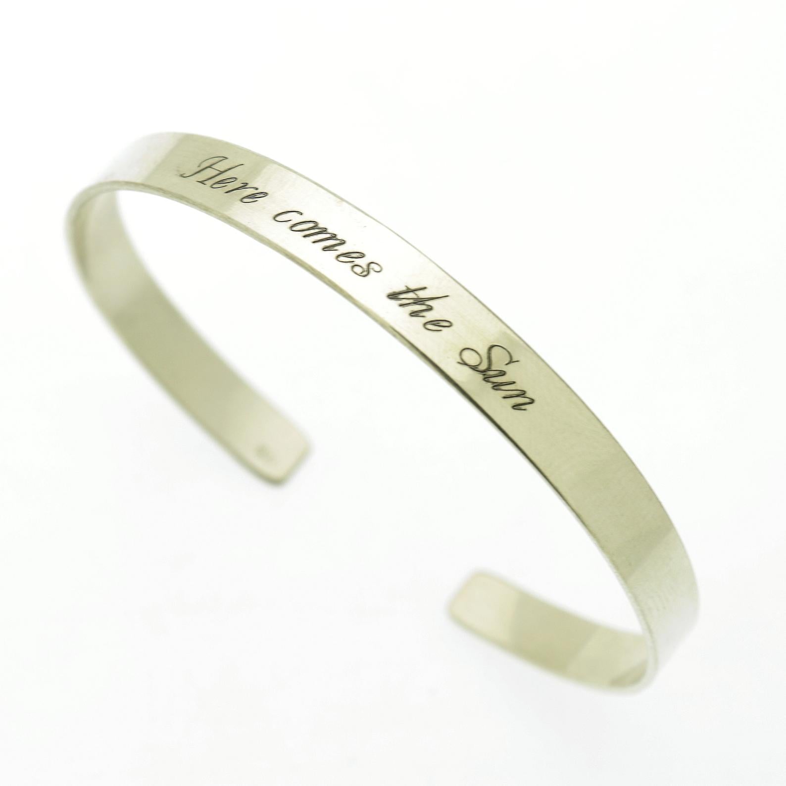 Je Taime Love Bracelet - Personalized Sterling Silver Engraved Gift