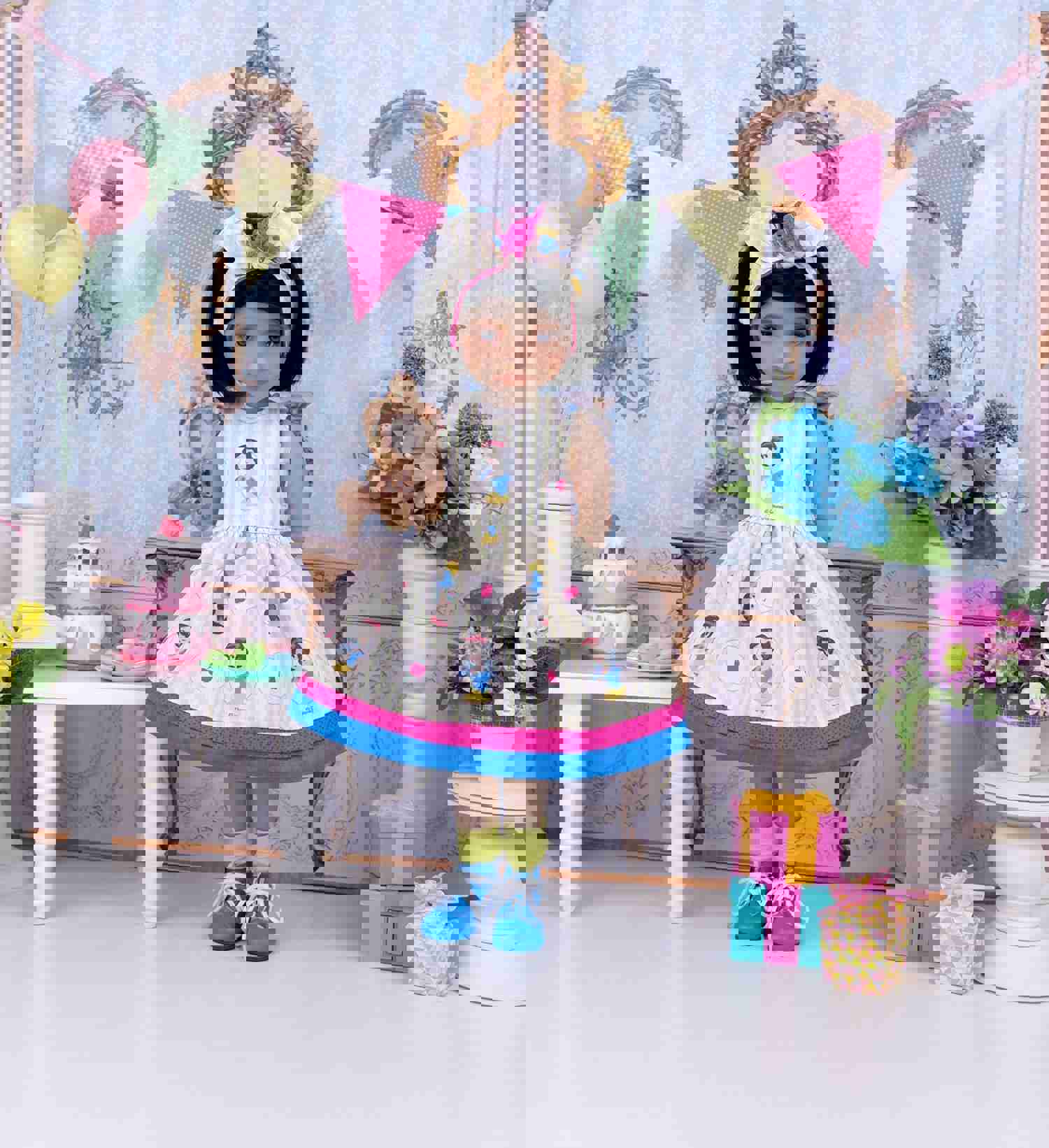 Snow White Cameo Dress with Boots for Ruby Red Fashion Friends Doll