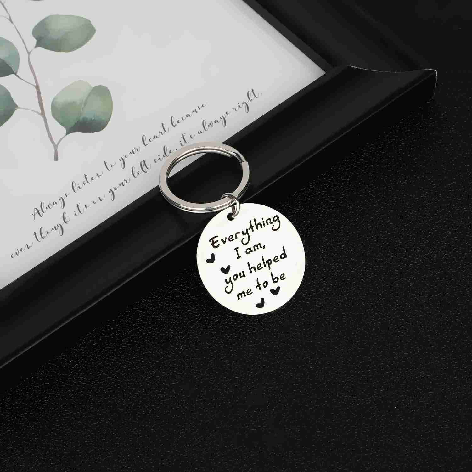 Mom Dad Gifts Keychain - Thank You Present for Parents, Teachers, Coaches