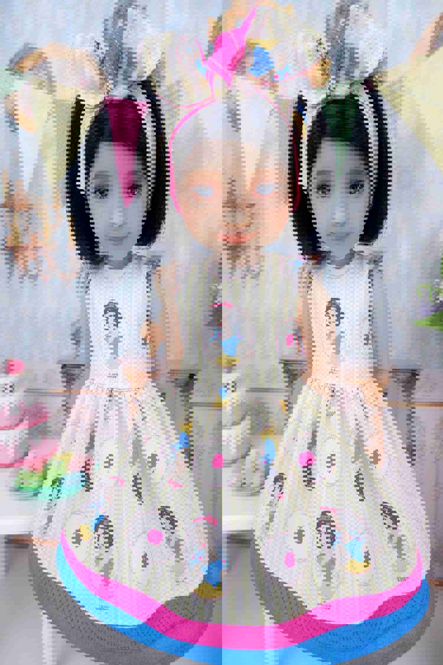 Snow White Cameo Dress with Boots for Ruby Red Fashion Friends Doll