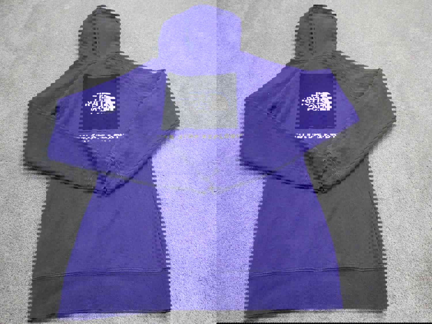 The North Face Women's Purple Graphic Hoodie Sweatshirt - Size Small